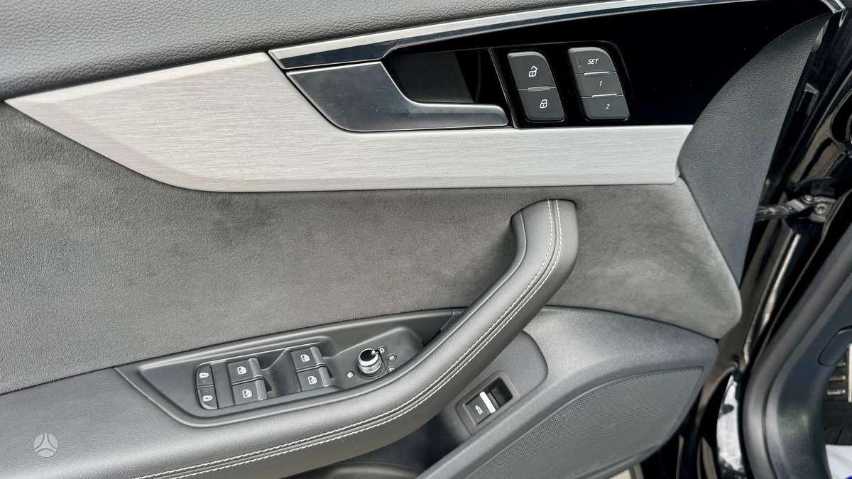Audi S5, 3.0 l., Седан