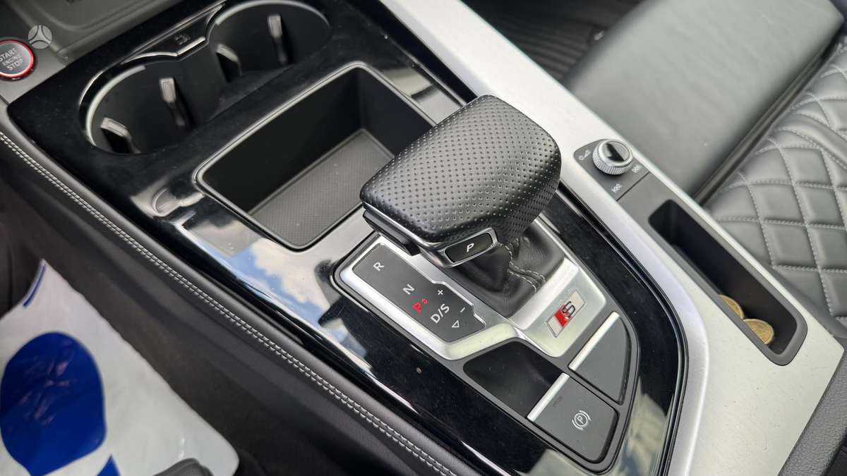 Audi S5, 3.0 l., Седан