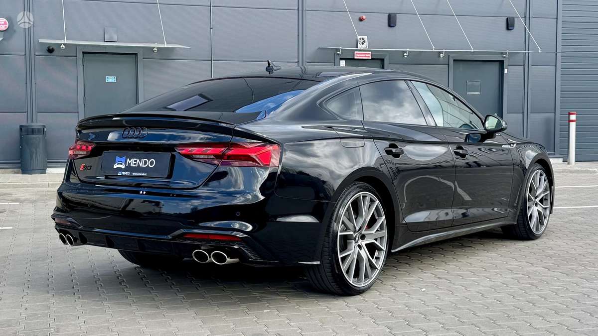 Audi S5, 3.0 l., Седан