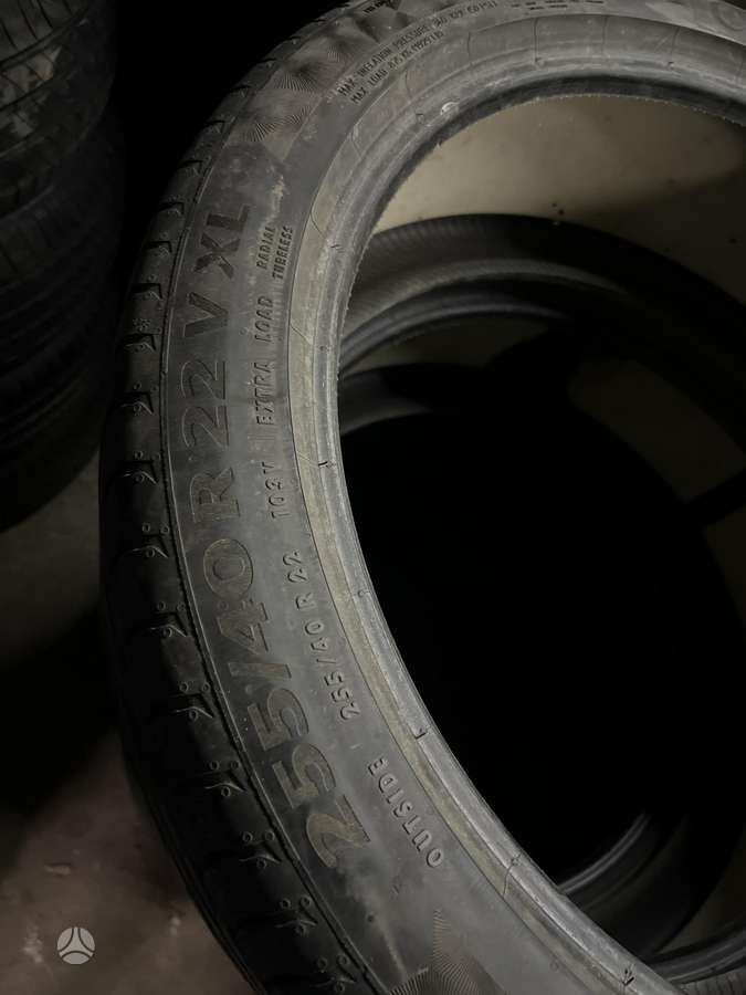 Continental PremiumContact 6, summer 255/40 R22