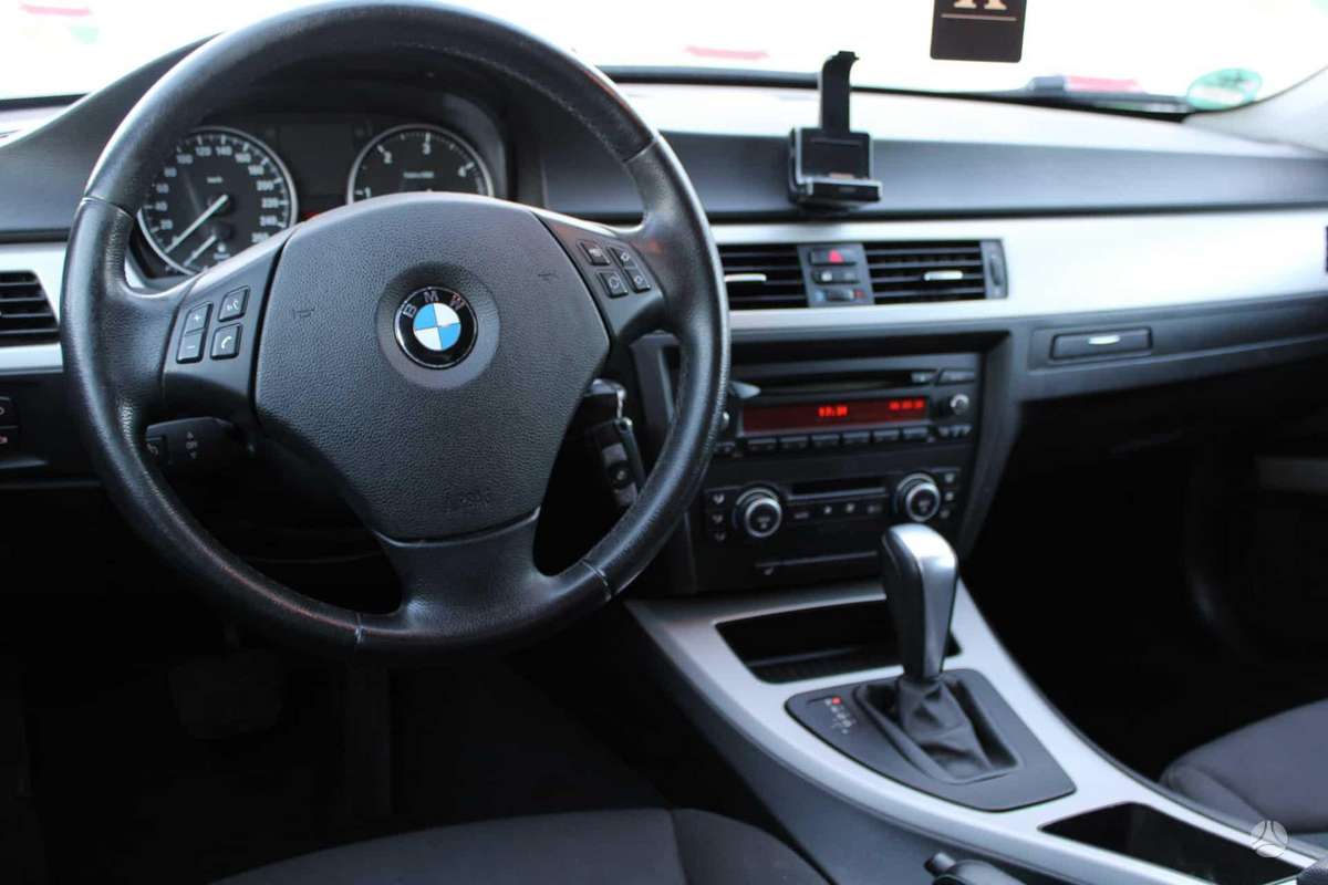 BMW 318, 2.0 l., Универсал