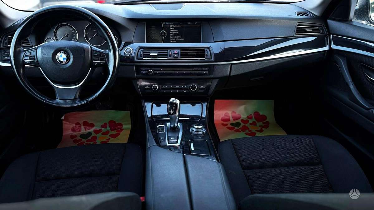 BMW 525, 2.0 l., Седан