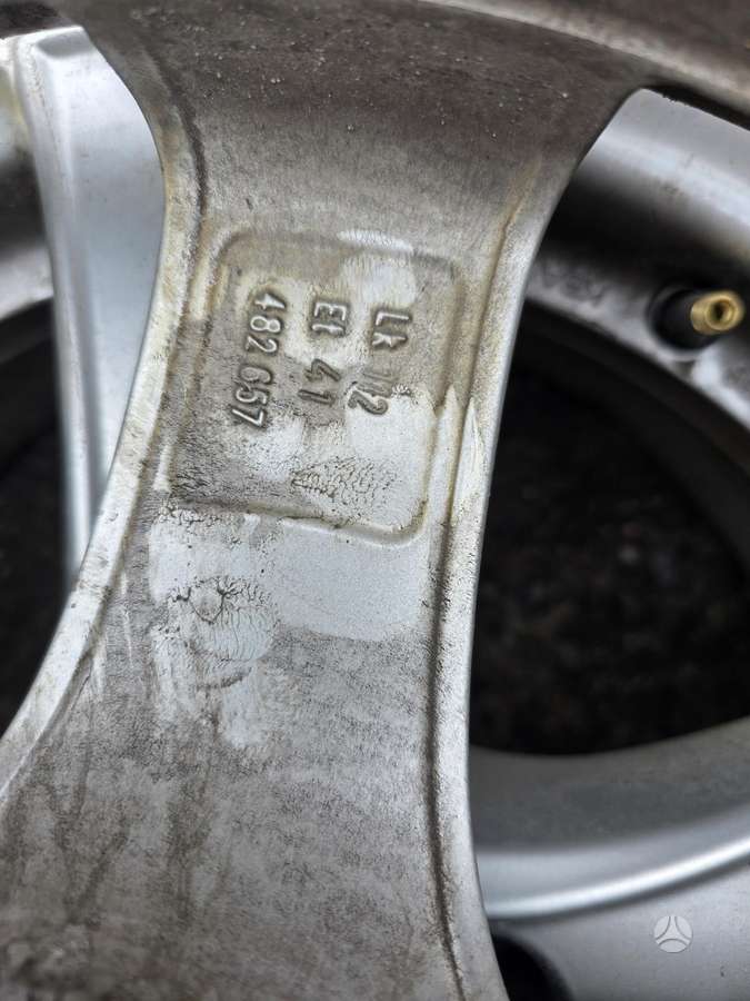 Volkswagen, light alloy, R17