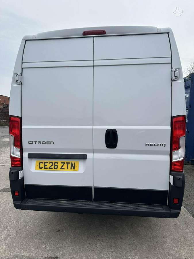 Peugeot Boxer, cargo vans