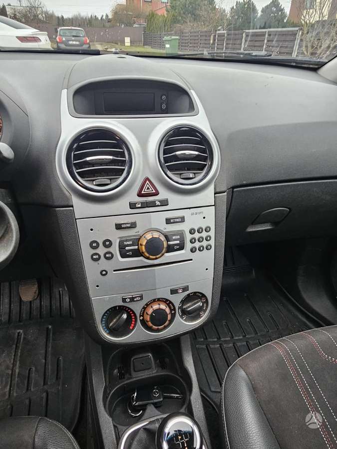 Opel Corsa, 1.3 l., hatchback