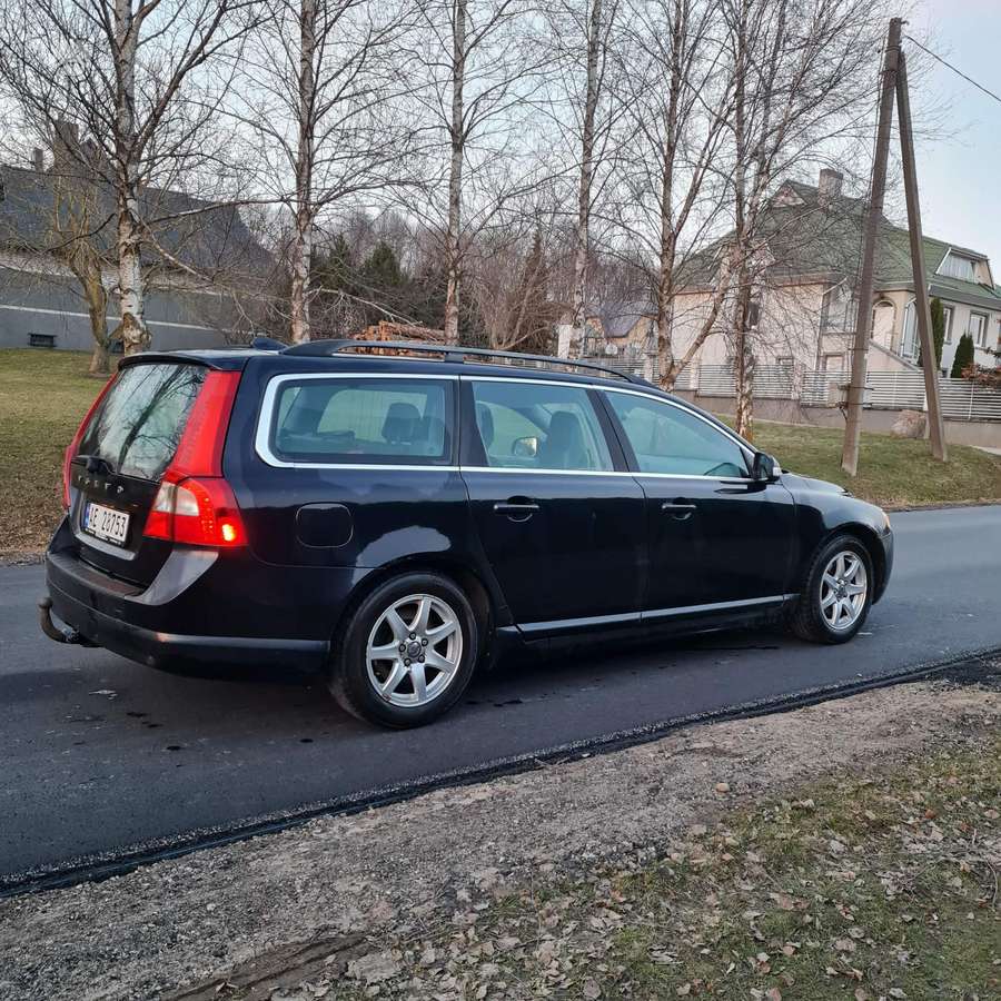Volvo V70, 1.6 l., wagon