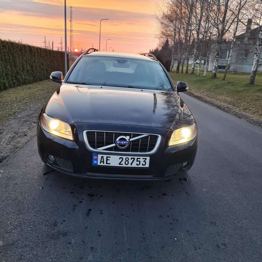 Volvo V70, 1.6 l., wagon