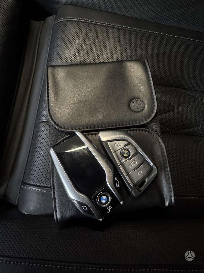 BMW X5, 3.0 l., off-road / crossover