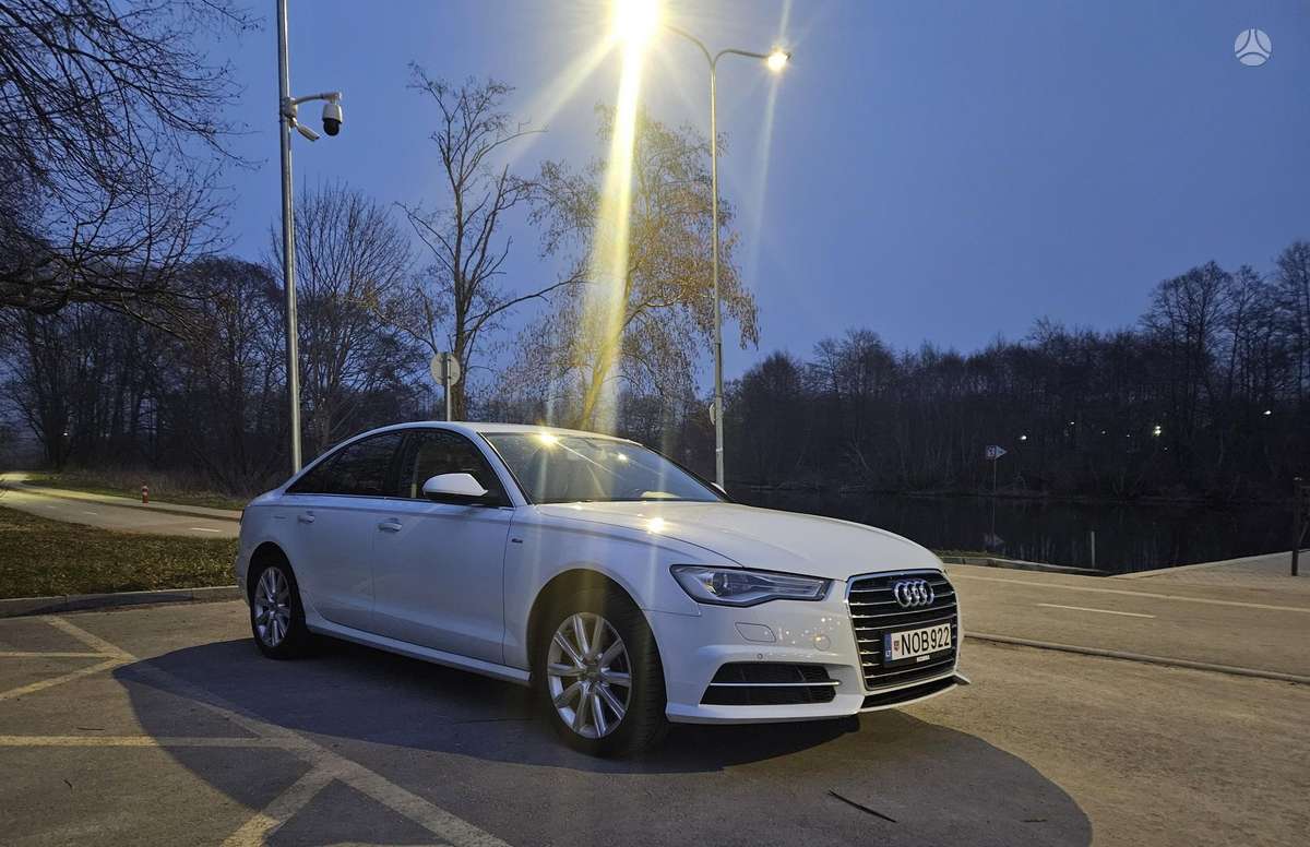 Audi A6, 2.0 l., Седан