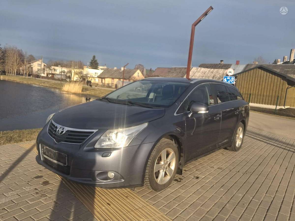 Toyota Avensis - 3