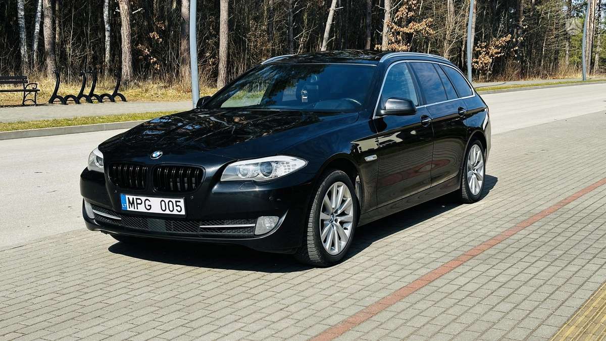 BMW 520, 2.0 l., Универсал