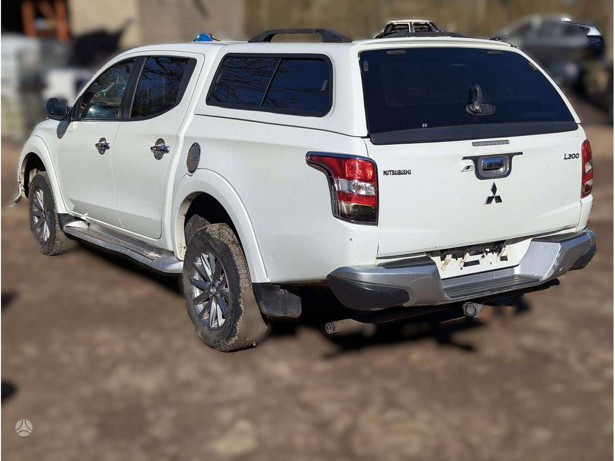 Mitsubishi L200 двигатель