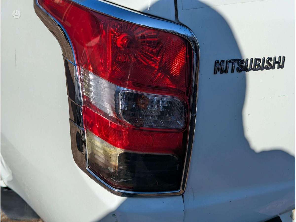 Mitsubishi L200 двигатель