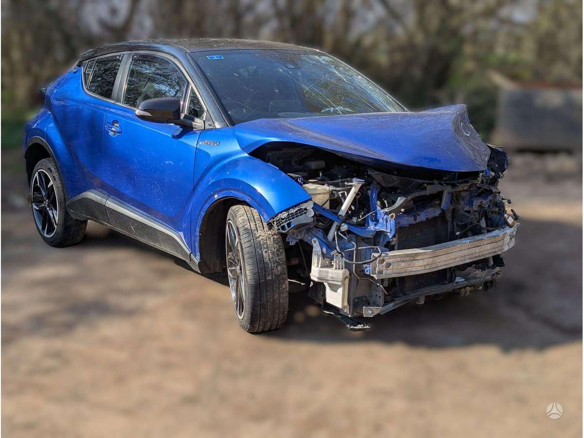 Toyota C-HR engine