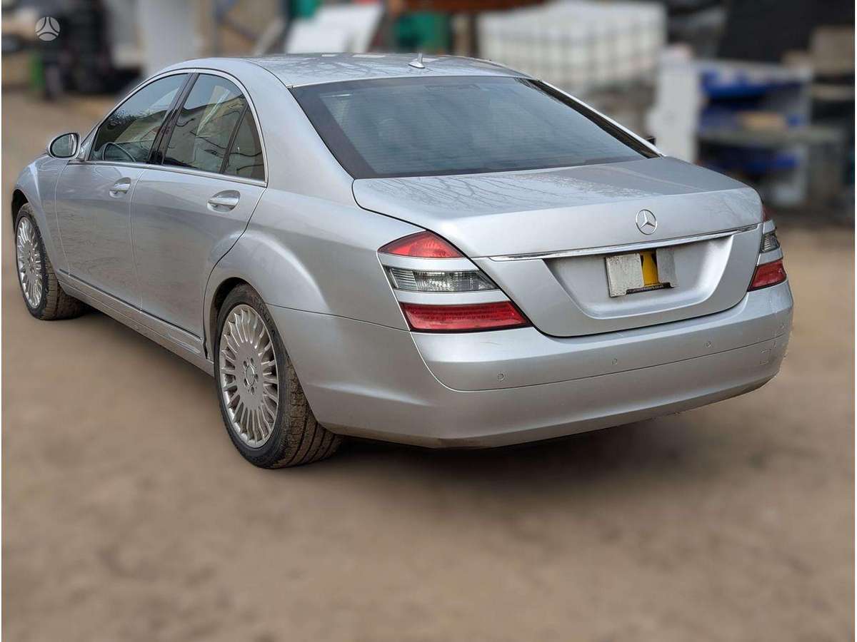 Mercedes-Benz S320 двигатель