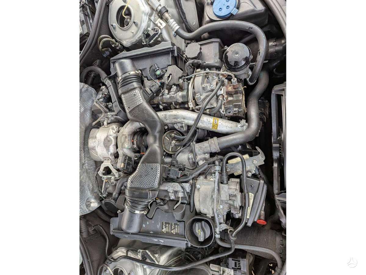 Mercedes-Benz S320 двигатель