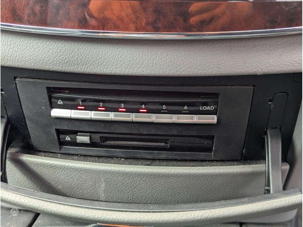 Mercedes-Benz S320 двигатель