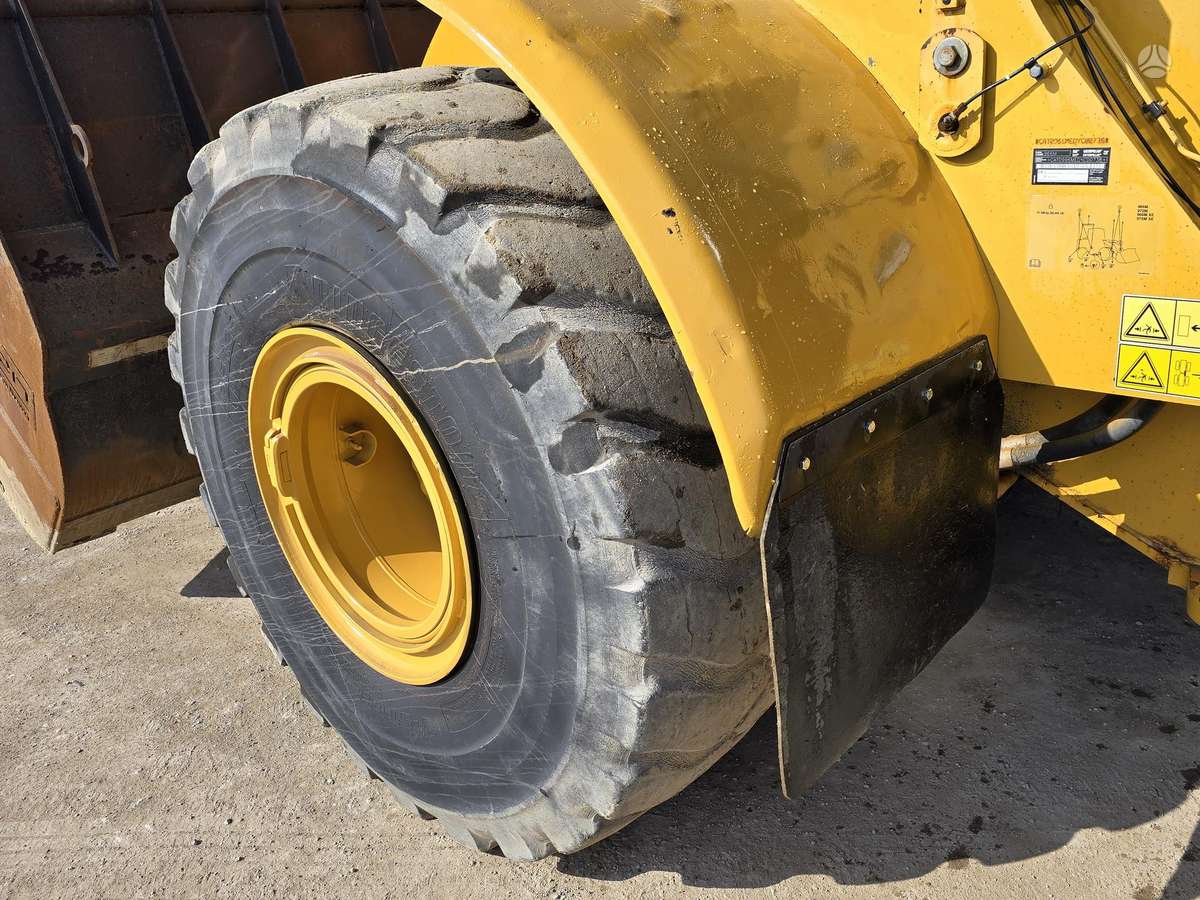 Caterpillar 966M TIK 9600m/h, frontal loader