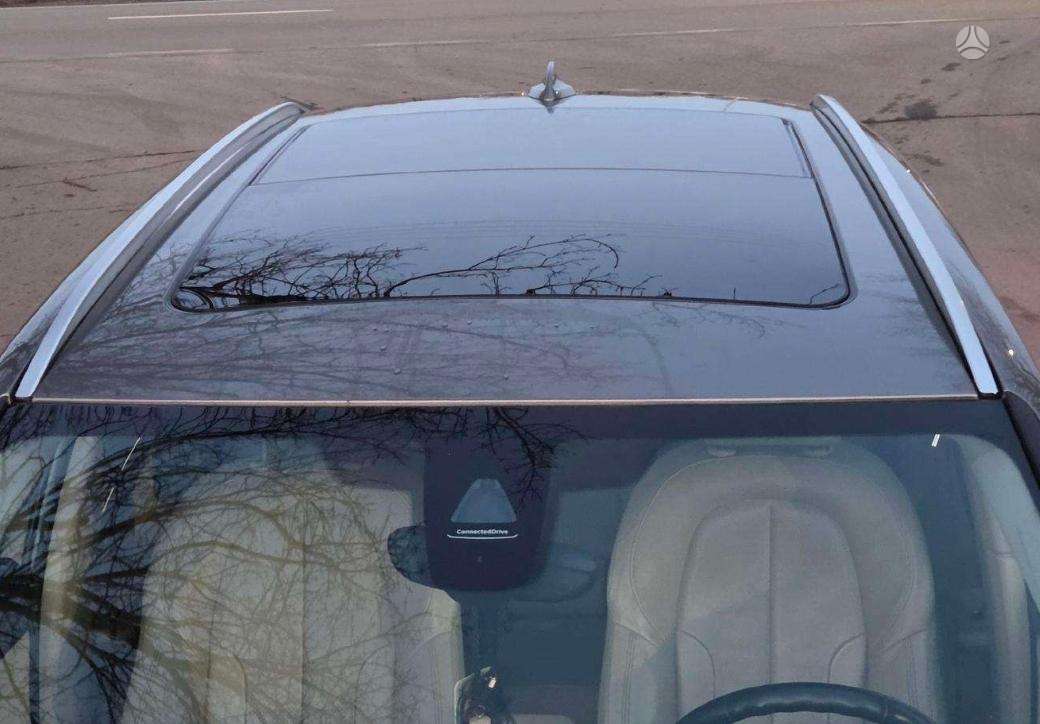 BMW 218 Active Tourer, 2.0 l., hatchback