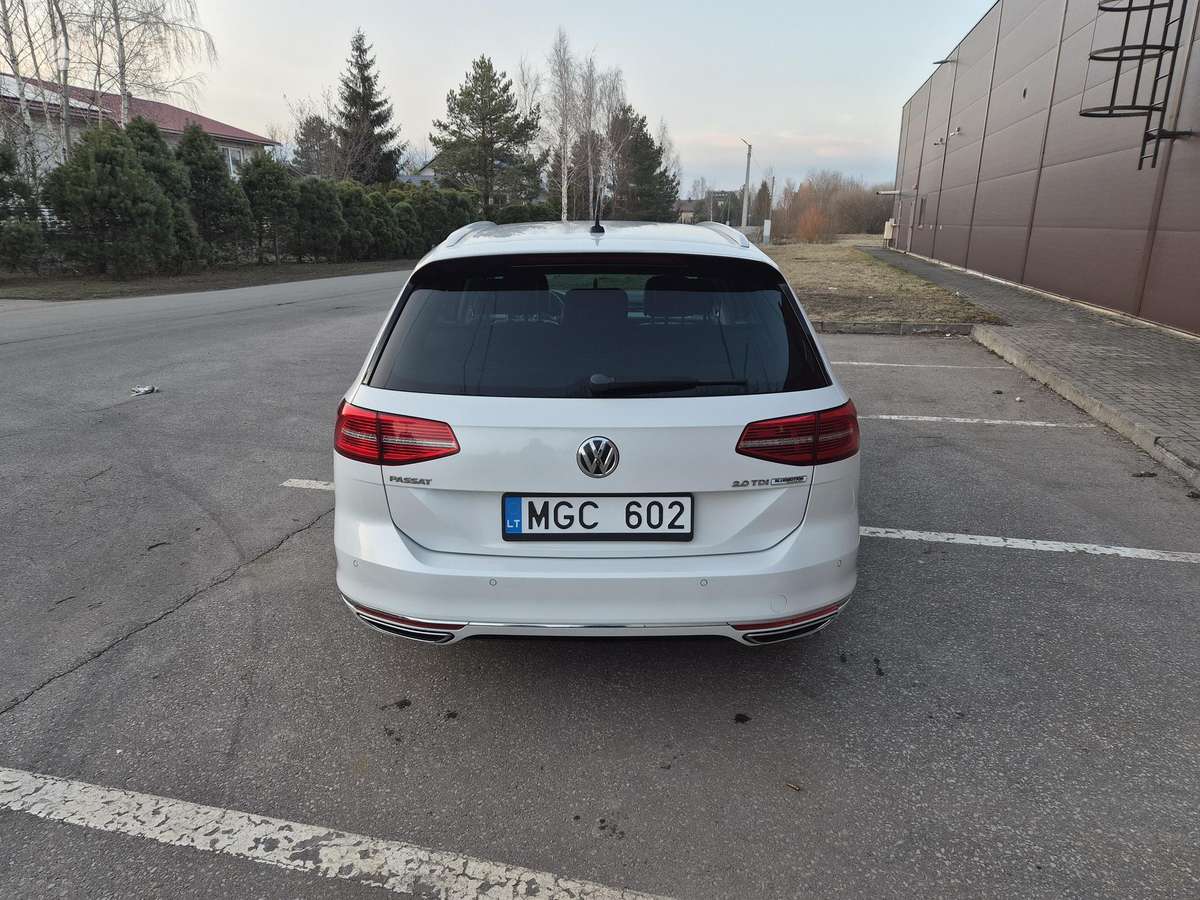 Volkswagen Passat, 2.0 l., Универсал