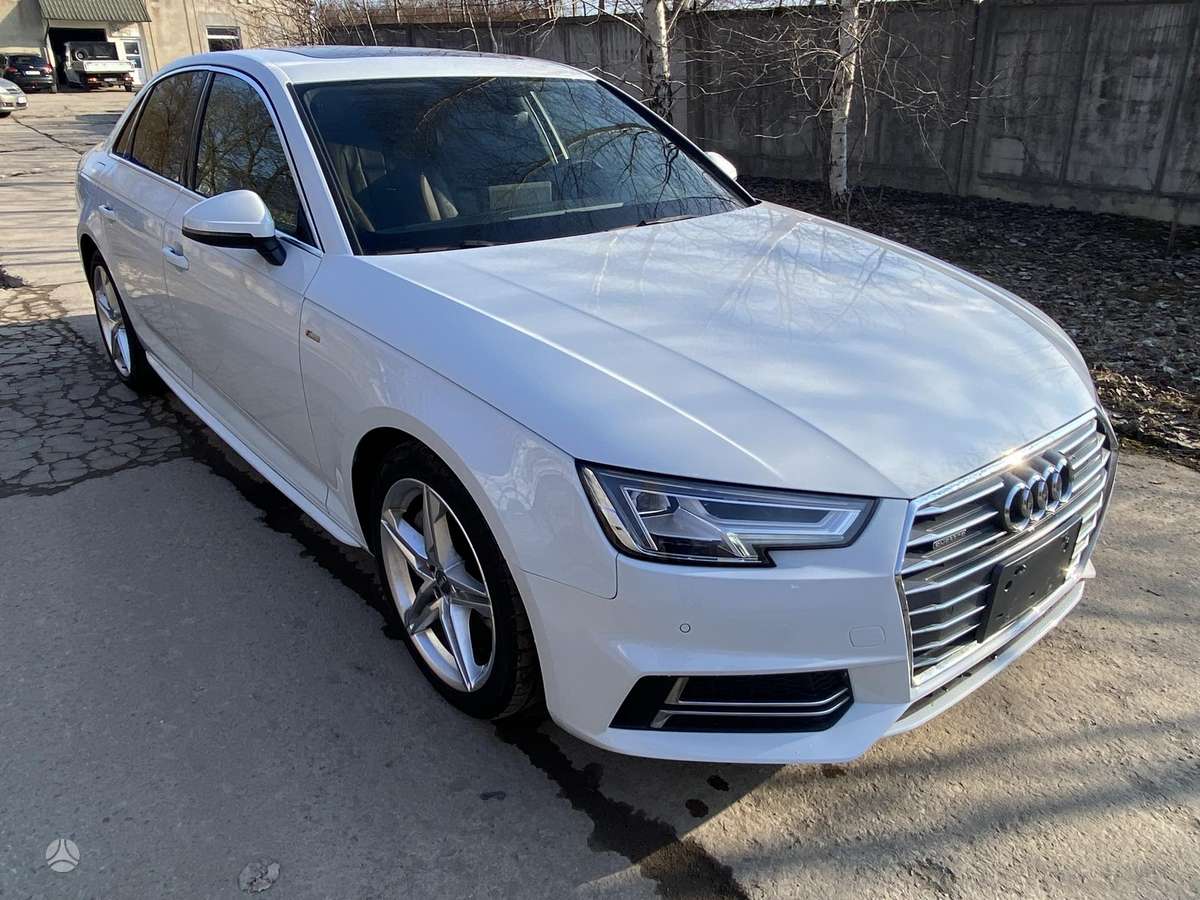 Audi A4, 2.0 l., Седан
