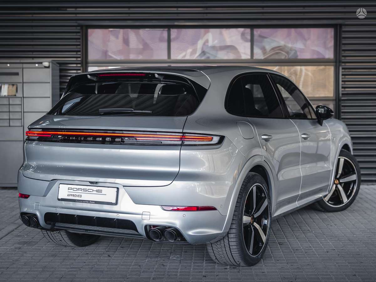 Porsche Cayenne - 5