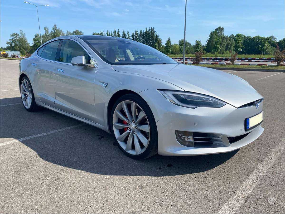 Tesla Model S, 90 кВт·ч, Седан