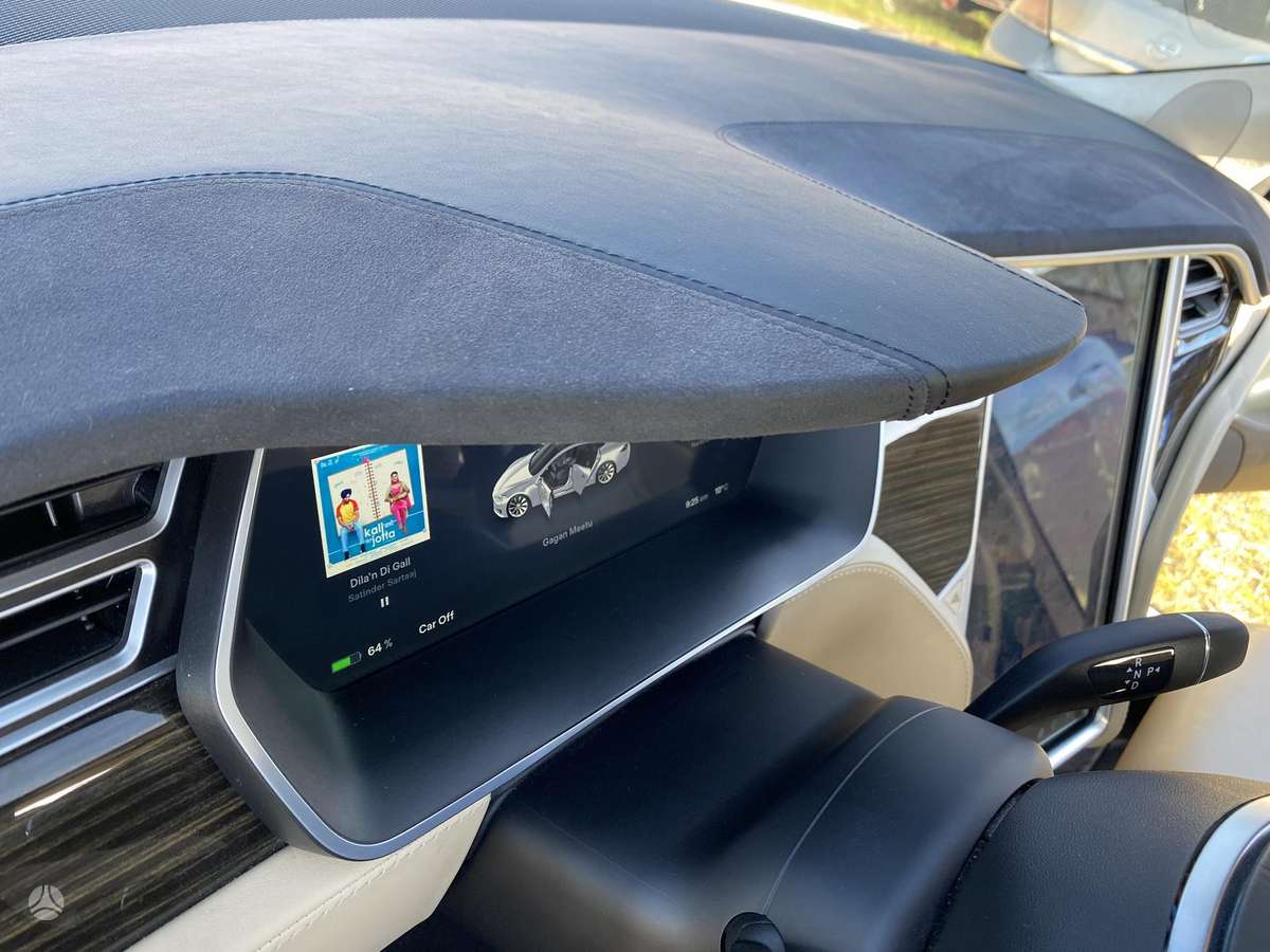 Tesla Model S, 90 кВт·ч, Седан