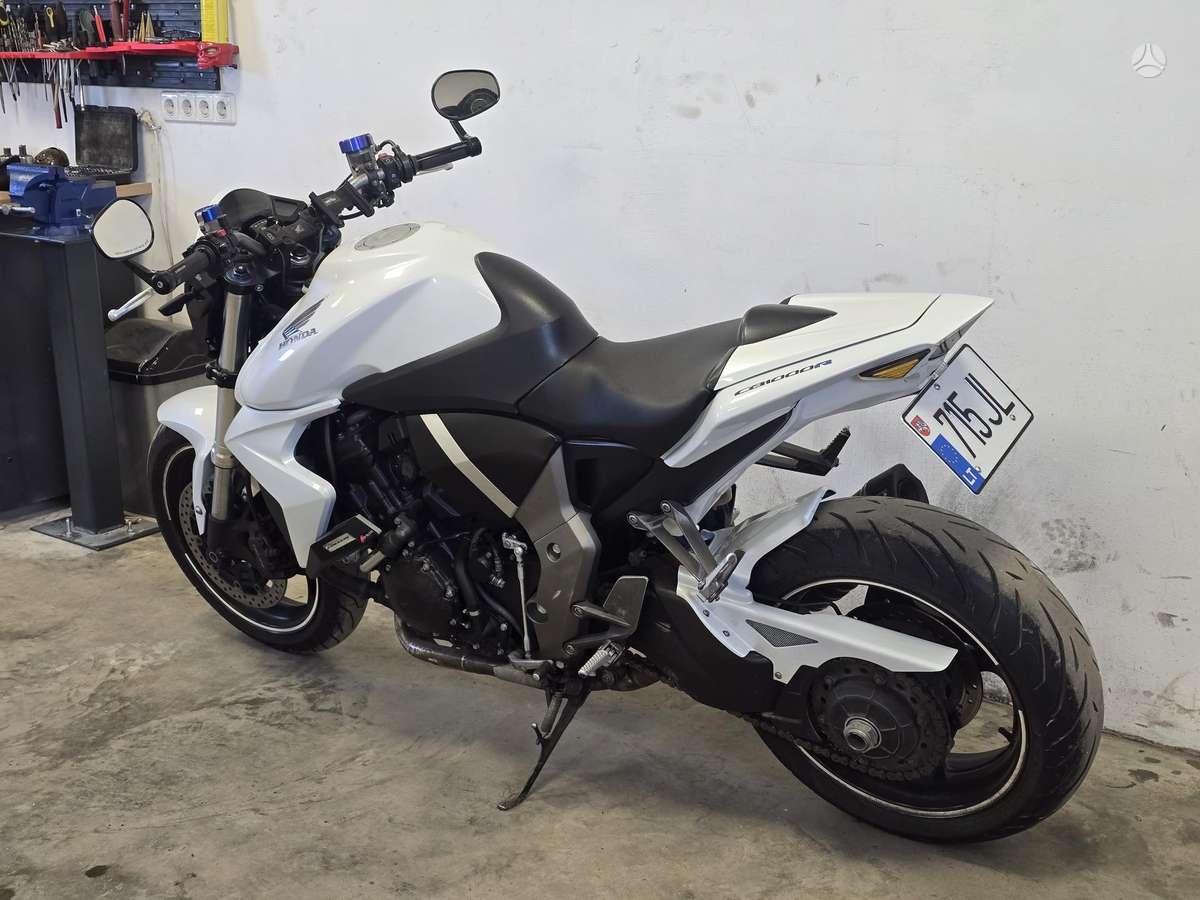 Honda CB 1000cc, street / classic