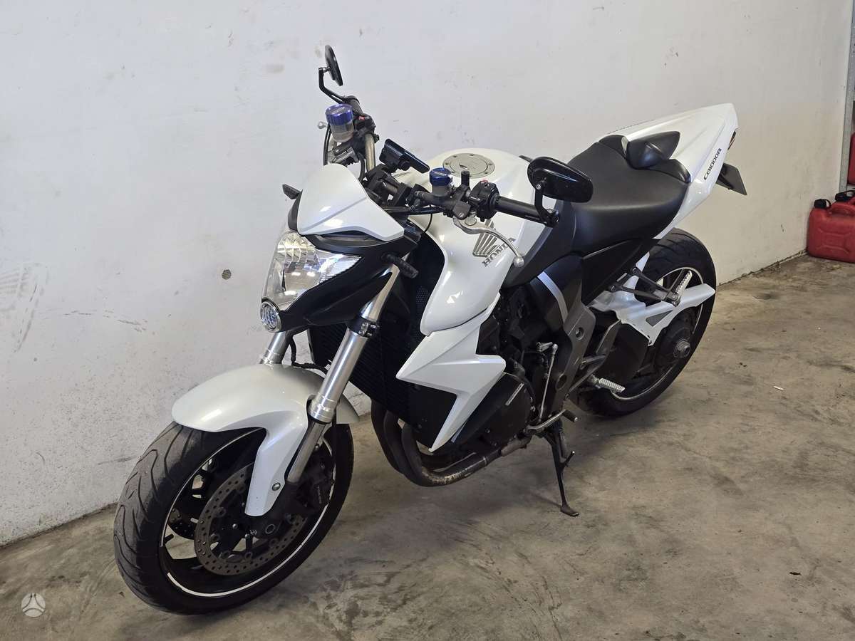 Honda CB 1000cc, street / classic