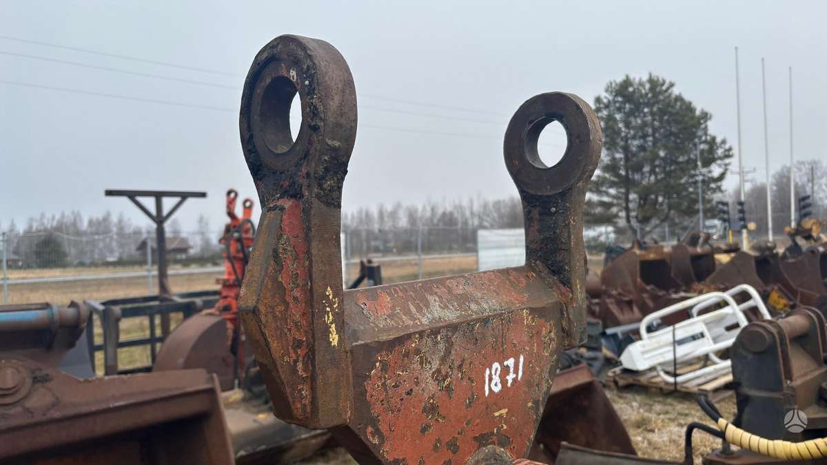 -Kita- THUMM 705HZ-4D, grapples