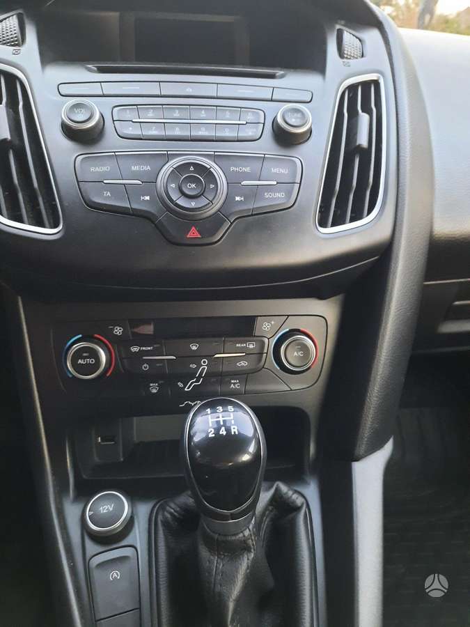 Ford Focus, 1.0 l., Хэтчбек