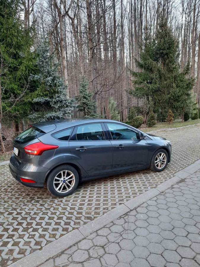 Ford Focus, 1.0 l., Хэтчбек