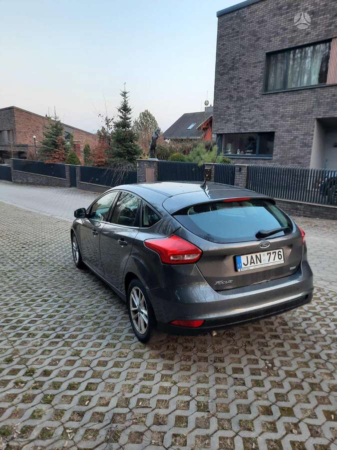 Ford Focus, 1.0 l., Хэтчбек