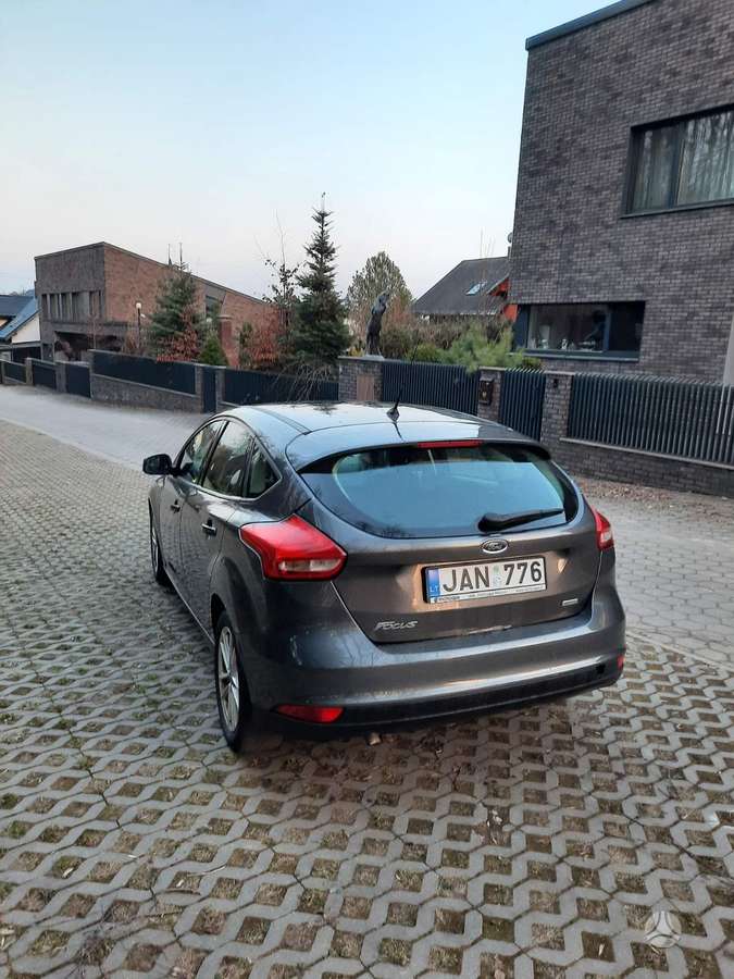 Ford Focus, 1.0 l., Хэтчбек