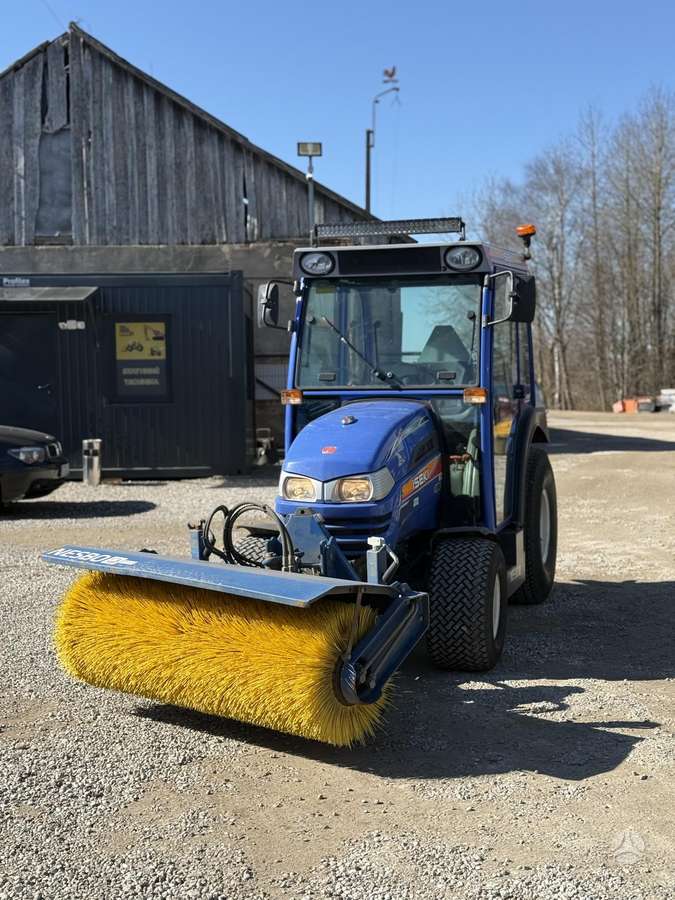 Iseki TH 4365, traktori