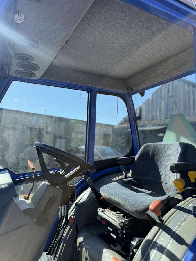 Iseki TH 4365, traktori