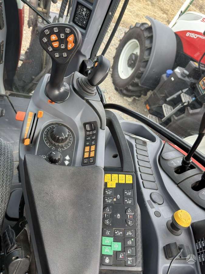 Steyr 4130 Expert CVT, tractors