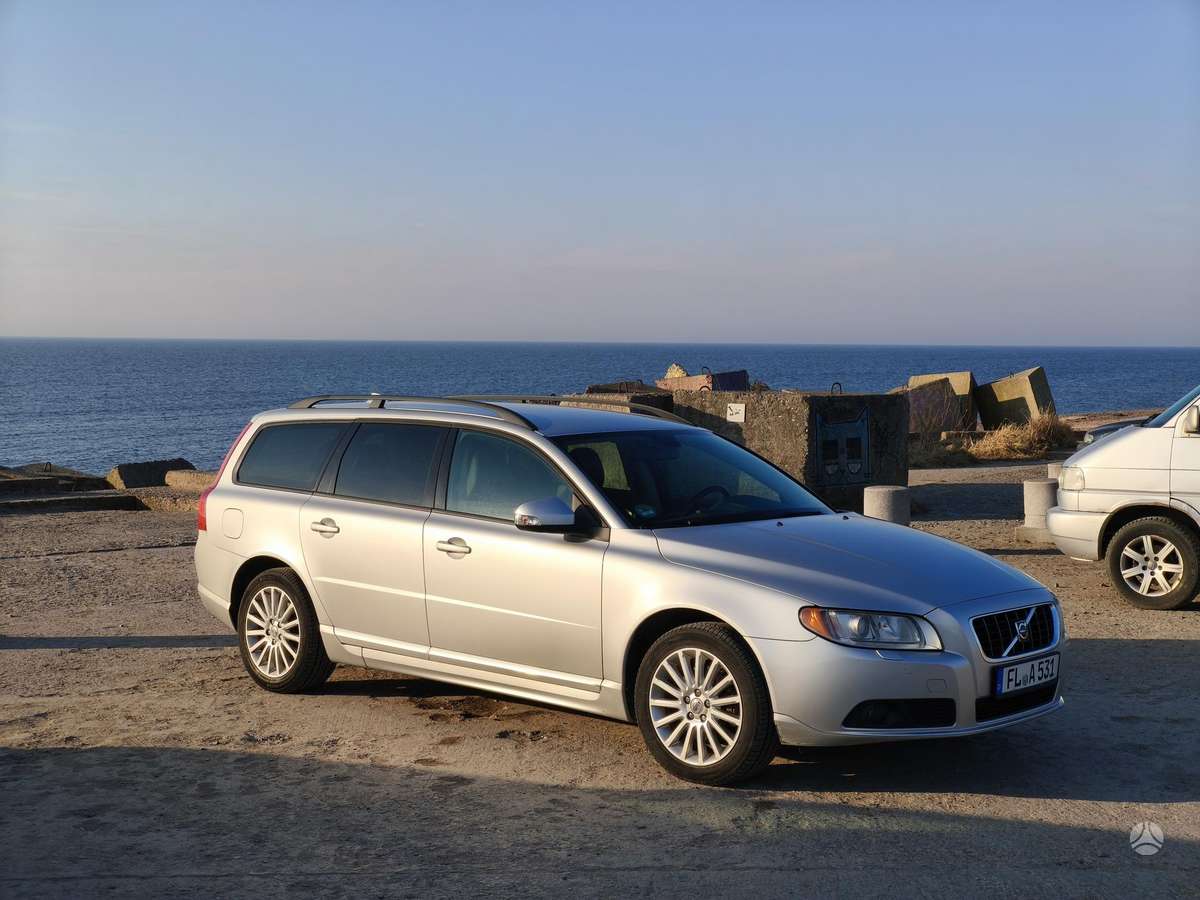Volvo V70, 2.4 l., universalas