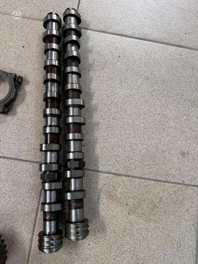 Volkswagen Touareg engine parts
