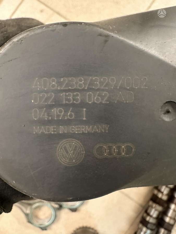 Volkswagen Touareg engine parts