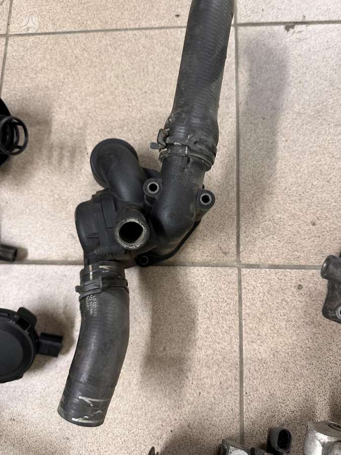 Volkswagen Touareg engine parts