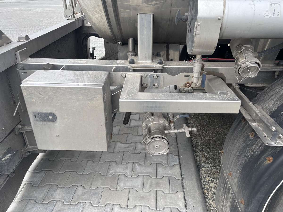 Kässbohrer ADR L4BH, цистерны