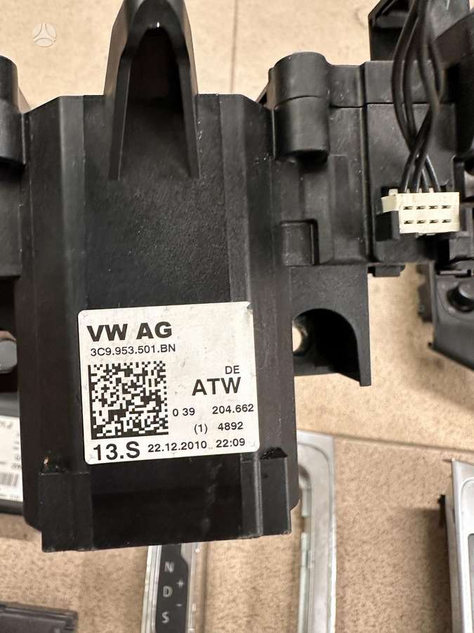 Volkswagen Passat electrical system parts