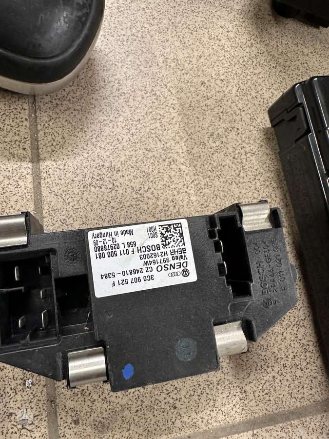 Volkswagen Passat electrical system parts