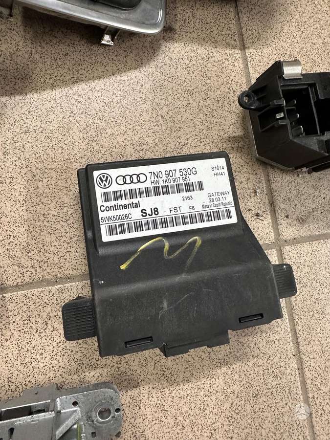 Volkswagen Passat electrical system parts