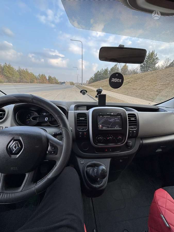Renault Trafic - 9