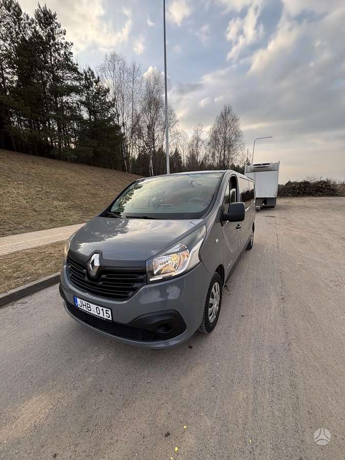 Renault Trafic - 10