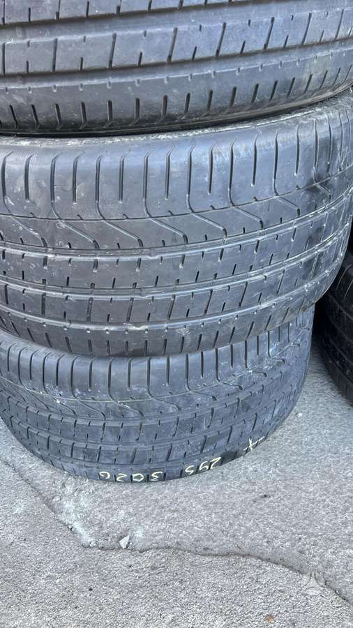 Pirelli P Zero, summer 295/30 R20