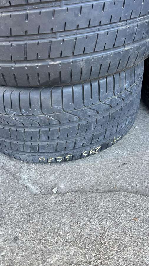 Pirelli P Zero, summer 295/30 R20
